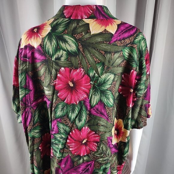 Bentley Women's Green, Pink Floral, Hawaiian 2 Pc Blouse & Skirt Suit Size 22W - Picture 4 of 16